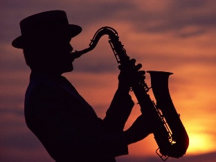 el saxofón